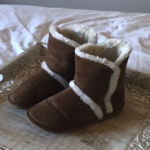 Steve Madden indoor/outdoor booties